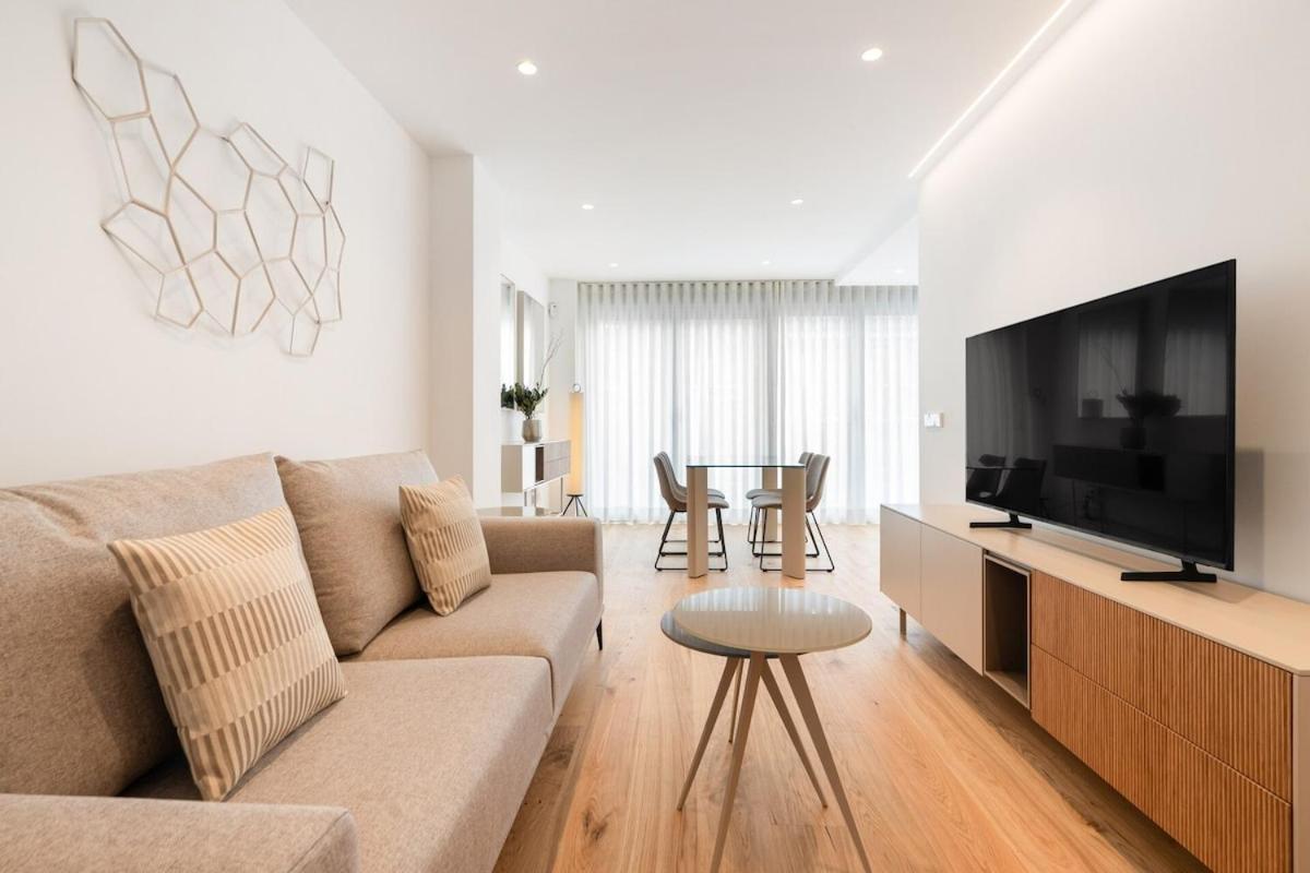 Apartment Elegance & Comfort In Chamberi- 4c